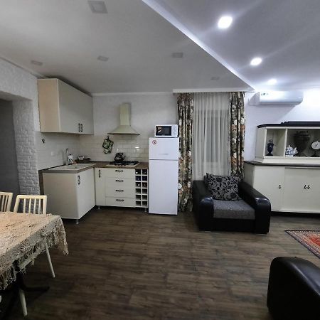 G&M Appartement Tbilisi Buitenkant foto