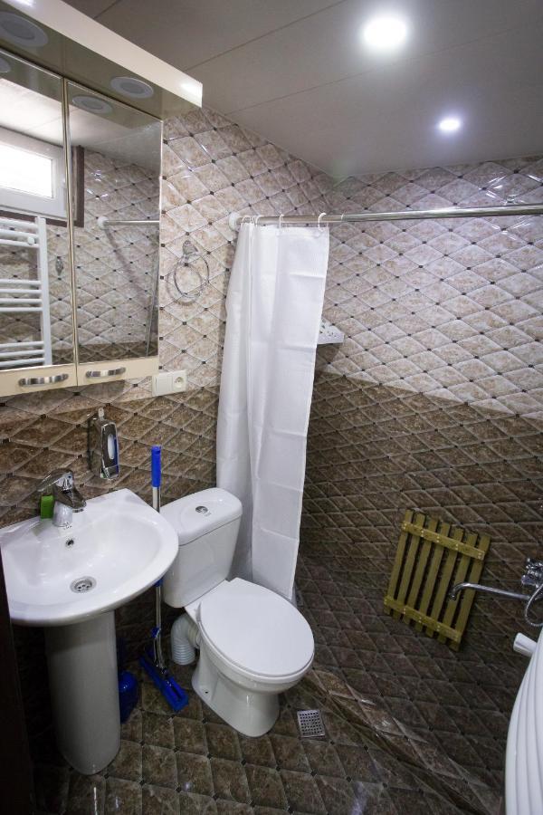 G&M Appartement Tbilisi Buitenkant foto