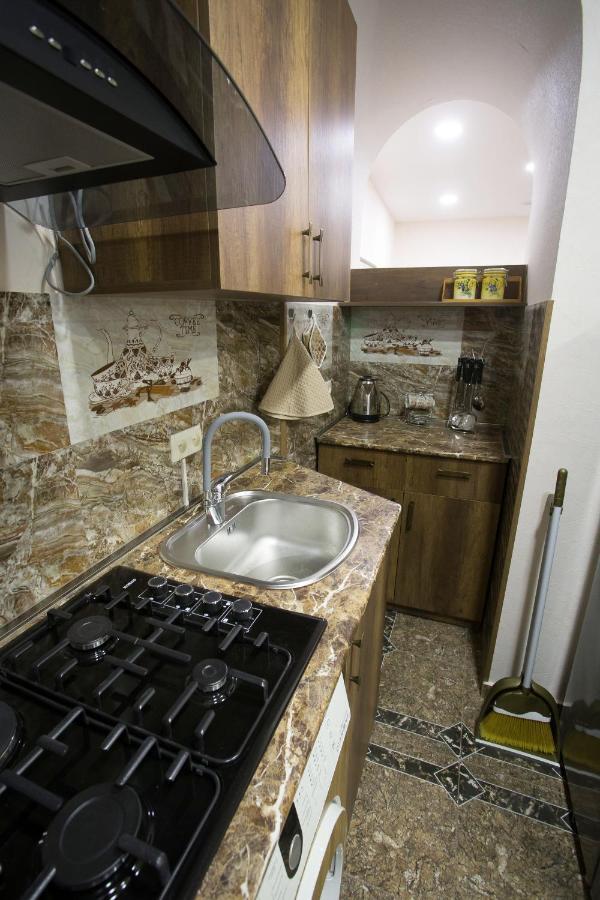G&M Appartement Tbilisi Buitenkant foto